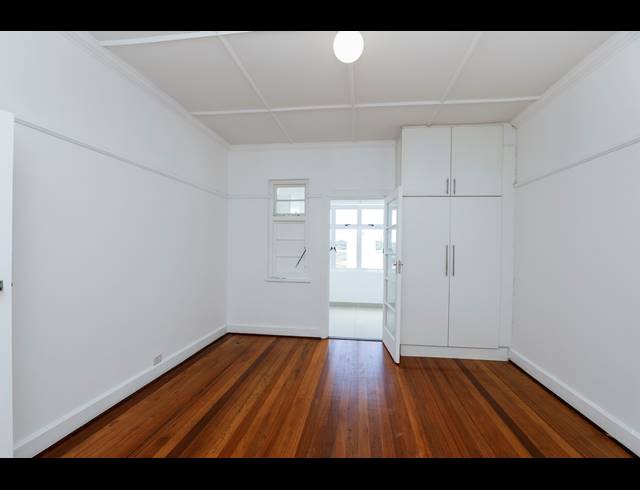 1.5 BEDROOM APARTMENT FOR SALE IN MORNINGSIDE